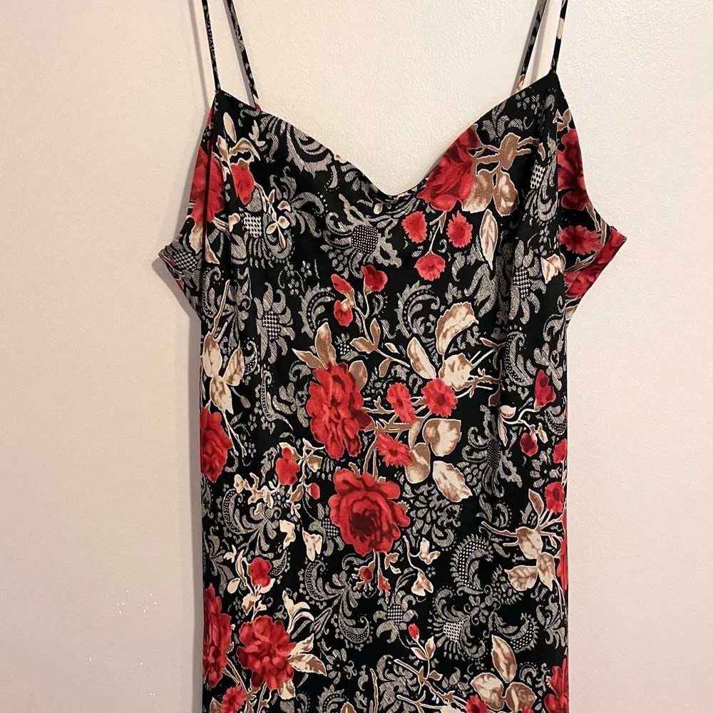 Jessica Floral Print Formal Dress - Picture 3 of 5
